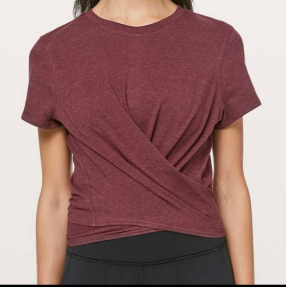 Lululemon time to restore top - Picture 1 of 6